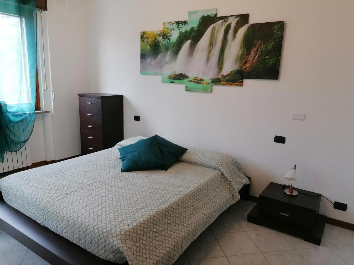 Accogliente Bilocale Apartamento Novara Exterior foto